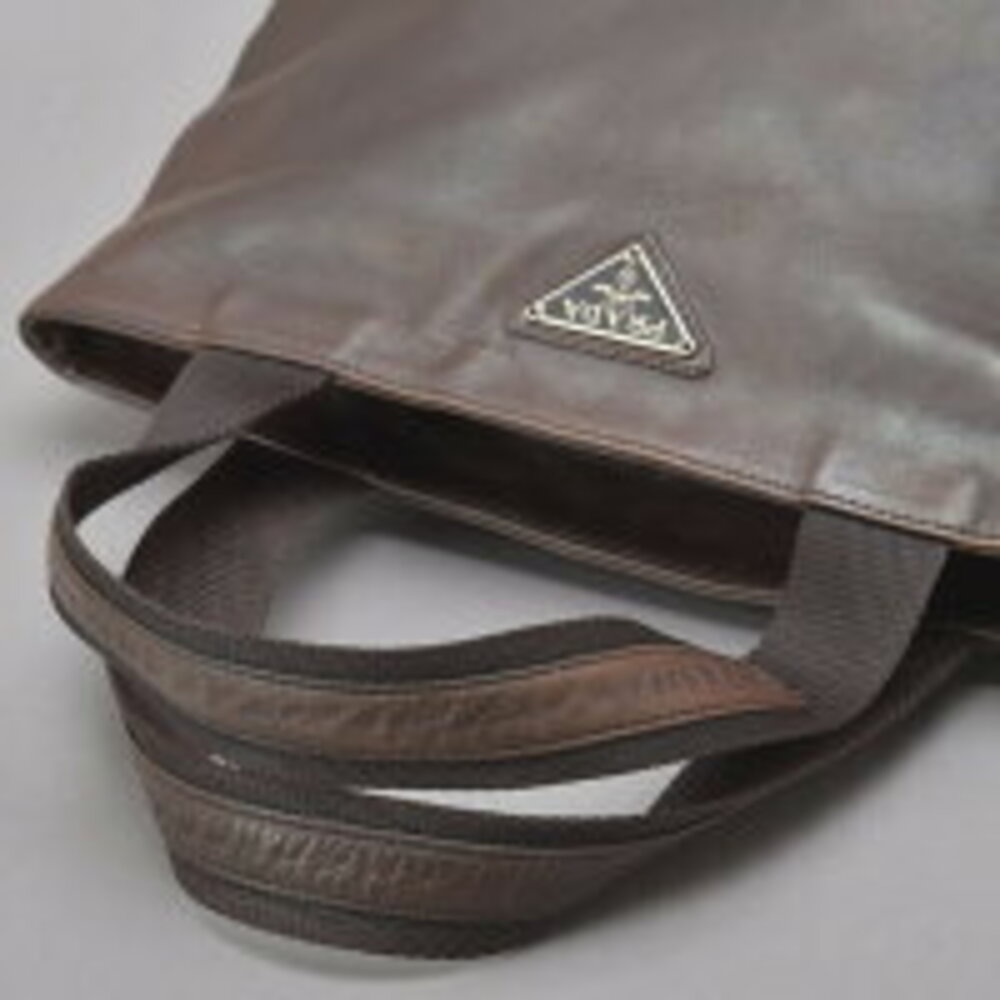 Prada handbag triangular plate Black leather tote… - image 6